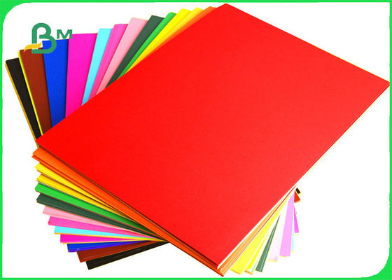 het Gekleurde Cardstock Document van 230gsm 250gsm voor DIY-Ambachten Vlotte Oppervlakte A3 A4