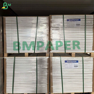 300 gm +15 PE vetvrij straatpapier voor voedselbakken 594 x 841 mm