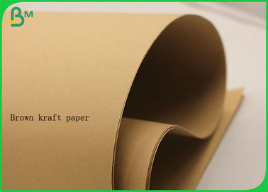Het Document van Kraftpapier van de groottedouane Bruin Broodje 400GSM voor het Maken van het Document van de Giftomslag