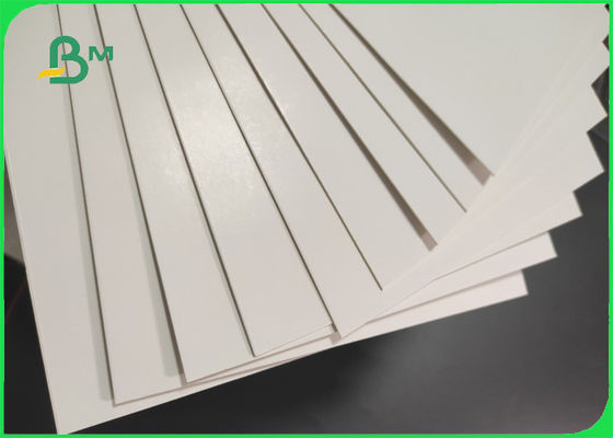 GC1 FBB Board 2,0 mm dik wit kartonpapier 720 x 1020 mm vel