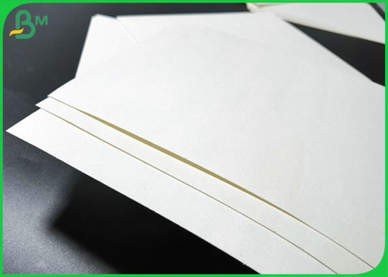 De niet beklede 0.4mm 0.5mm Dikke witte Bladen van het Vloeipapierkarton voor de Raad van de Koponderlegger voor glazen