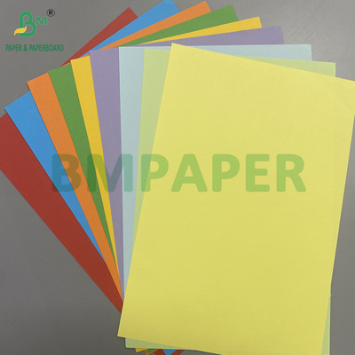 110 gsm Helder gekleurd offsetpapier Multicolor Houtvrije vellen Ream Package Bulk