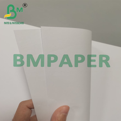 120 g Hoge witte goede sterkte witte kraftpapierrol 889 mm breedte