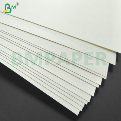 Eenvoudig met PE 210 g + PE 15 g bekleed wandbekerpapier wit