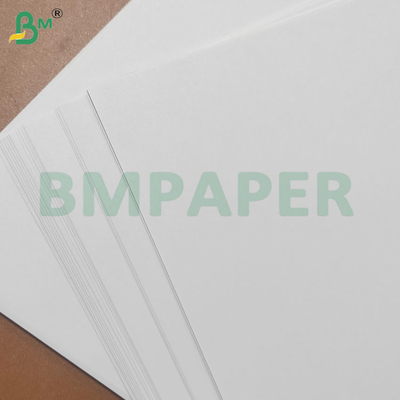 Houtpulp 80 gram A4-formaat Kopieerpapier 500 bladen per balk voor drukwerk