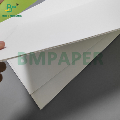 120+120+120g wit gegolfde kartonnen vellen voor cosmetische voering 30" x 40"