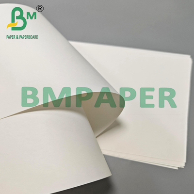 Eco-vriendelijk 100 gram waterdicht wit kraftpapier voor cadeauverpakkingen
