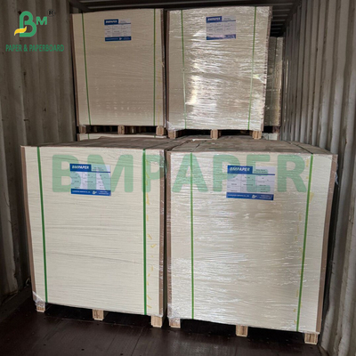 Witte kraftpapier voor kleding 77 x 110 cm