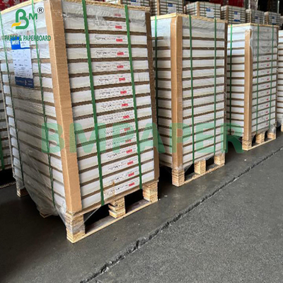 48-80 gram koolstofvrij NCR-papier 8,5" x 11" gecollecteerd papier Laser & Digitale printers