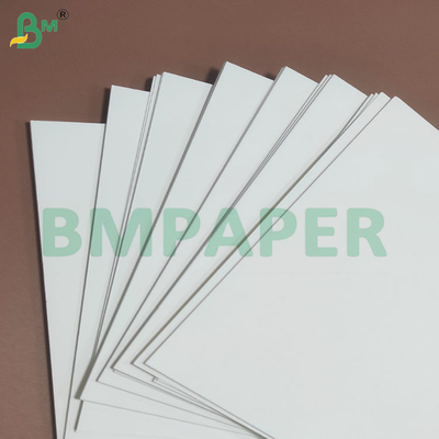 Glanzige en recyclebare gebleekte witte kop base papier rollen 230gm
