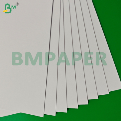 350 gm 400 gm Hoog wit en stijf Houtvrij papier