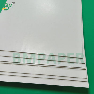 1500 gsm zuurvrij wit massief karton 75 x 100 cm dubbelzijdig gecoat