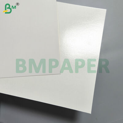 Wit karton op basis van vezels voor diepvriesvoedselverpakkingen