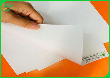 150 gm 200 gm Wit kleur glanzend bedekt papier voor het maken van cadeauverpakkingspapier