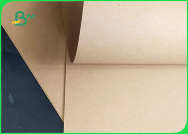 250 / 300 / 300gm Goed stevig oppervlak Glanzend kraftpapierrolletje voor verpakking