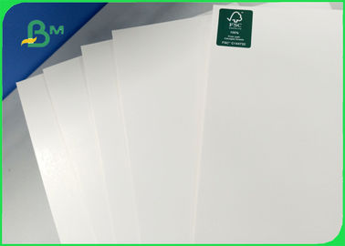 Breedte 700 × 1000 mm Goed gladheid 270 gms 300 gms 350 gms Ivory Board Voor pakketten