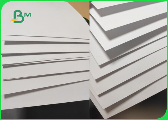 140 gm Wit ongecoat houtvrij papierplaat