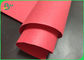 0.3mm rolt de 0.55mm Rekupereerbare Rode Kraftpapier Document Stof Wasbaar Handtassenmateriaal