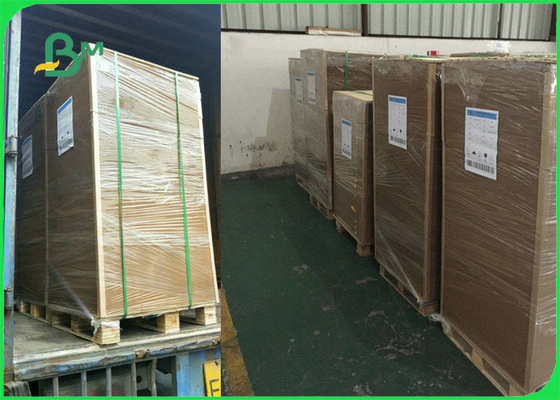 110 - 220gm Recycled Kraft Liner Board Sheet Voor Verpakkingsdoos 65 * 86cm